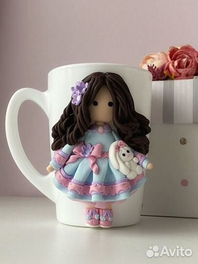 Кружка с декором из полимерной глины