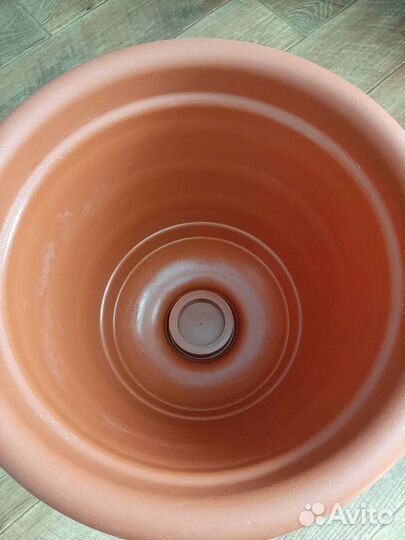 Кашпо напольное