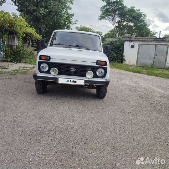 LADA 4x4 (Нива) 1.7 МТ, 2009, 104 000 км