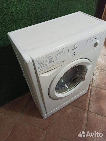 Стиральная машина indesit узкая
