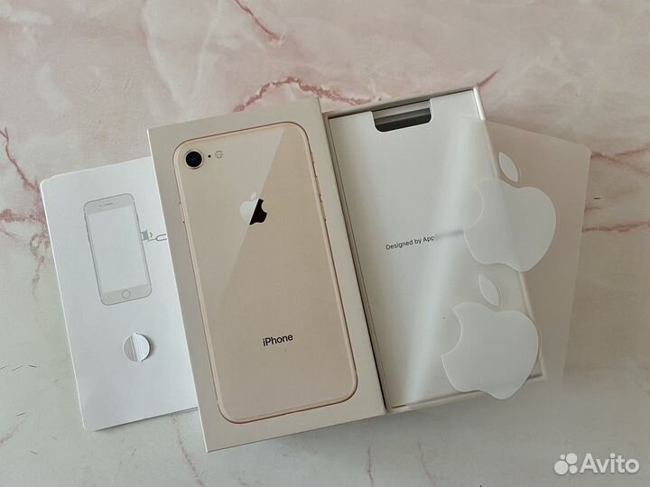 Коробка от iPhone