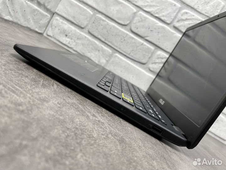 Ультрабук Asus VivoBook R410 c SSD 128Gb