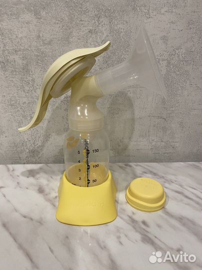 Молокоотсос ручной medela