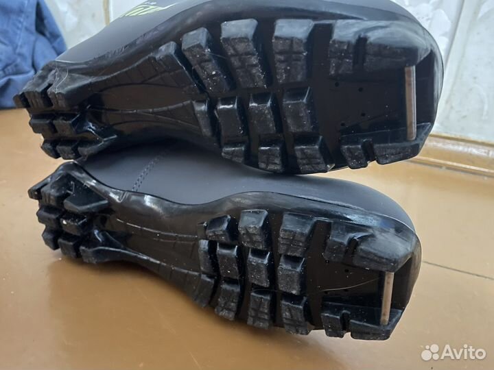 Лыжные ботинки для детей