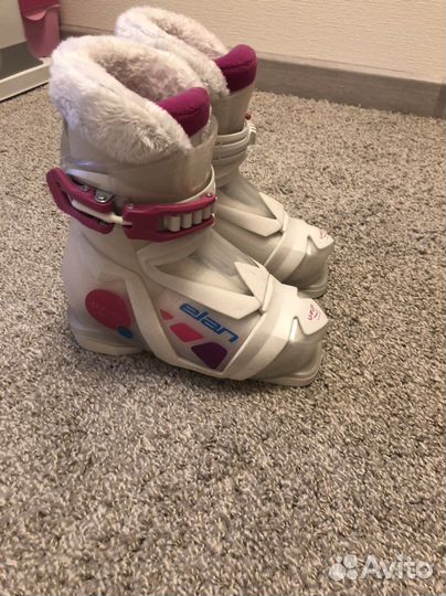 Горнолыжные ботинки детские elan