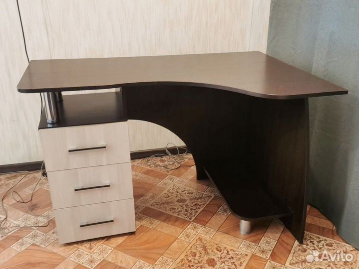 Компьютерный стол бу