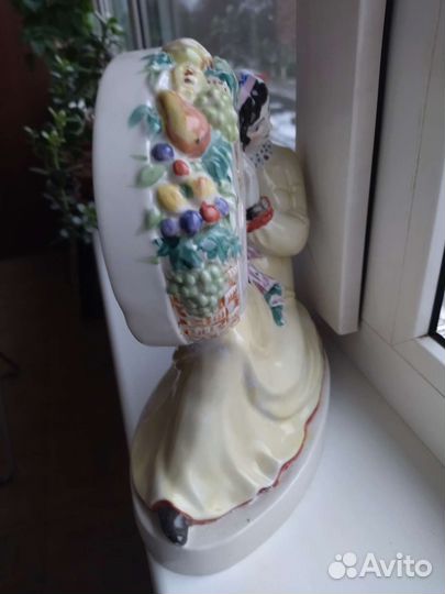 Часы. Узбечка. лфз. Данько. Фарфор