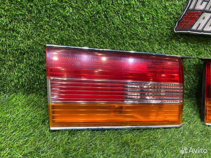 Стоп-вставка Toyota Crown JZS151