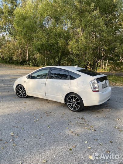 Toyota Prius 1.5 CVT, 2010, 220 000 км