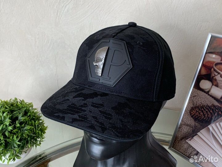 Бейсболка Philipp Plein крутая