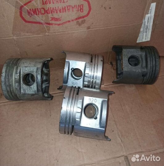 Поршень Газ 51,52 Новые