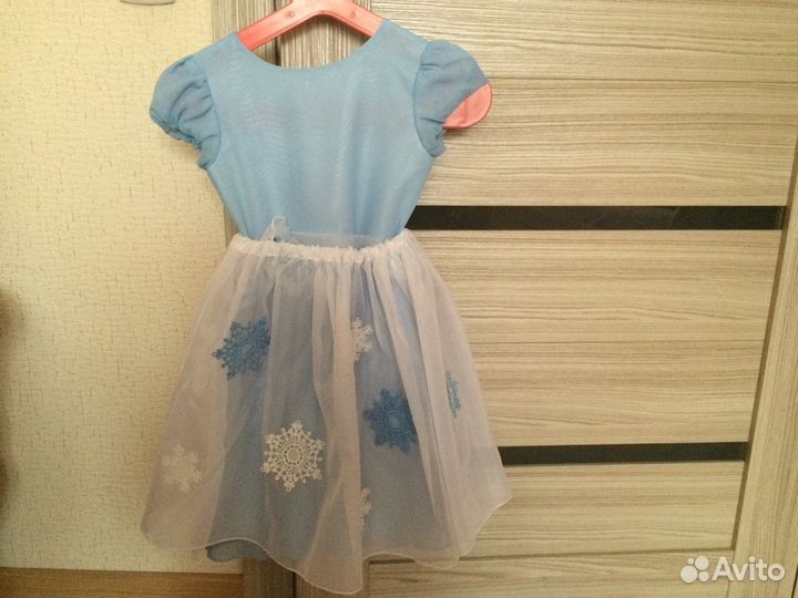 Нарядное платье (+юбка со снежинками)