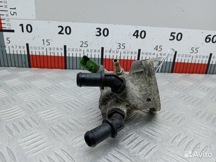 Корпус термостата для Opel Zafira B 95517661