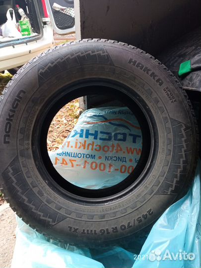Nokian Tyres  Hakka Truck 844 245/70 R16 107T