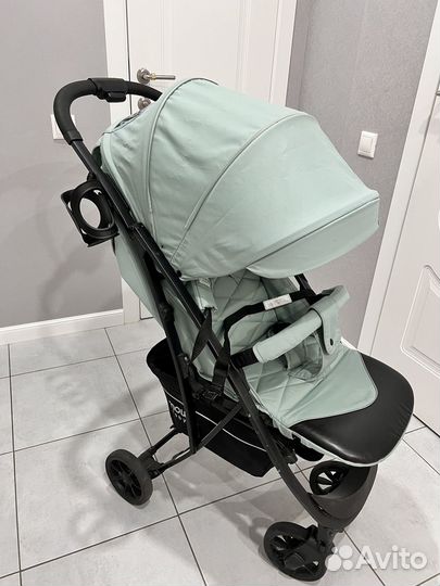 Коляска прогулочная