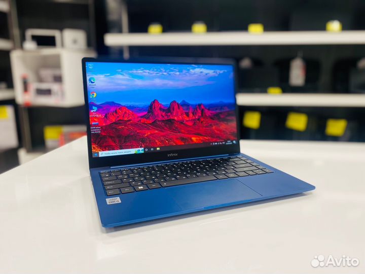 Infinix/ i5-1035G1/ IPS 14