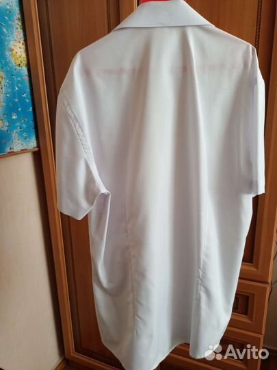 Продам школьные рубашки 4 шт