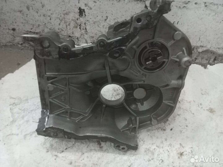 Крышка двигателя передняя Jeep grand Cherokee wk2