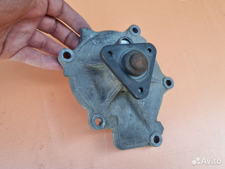 Помпа водяная hyundai