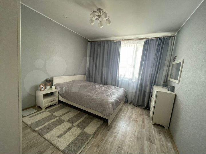 2-к. квартира, 65 м², 11/17 эт.