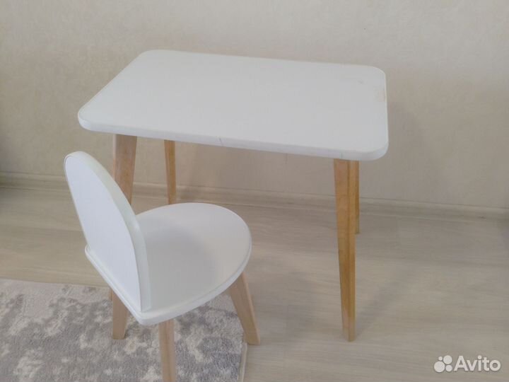 Детский стол и стул