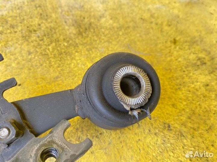 Рычаг задний левый Lexus