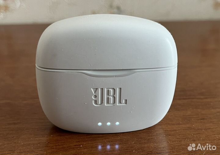 Беспроводные наушники jbl