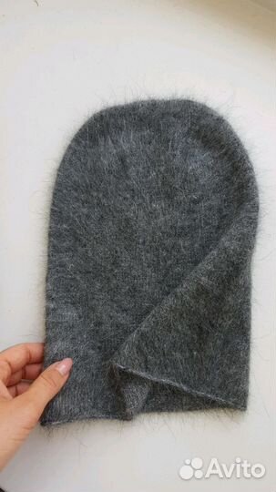 Шапка из ангоры ручной работы