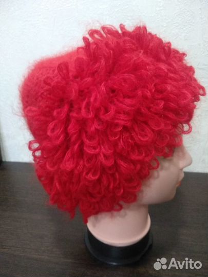 Шапочка женская ручное вязание