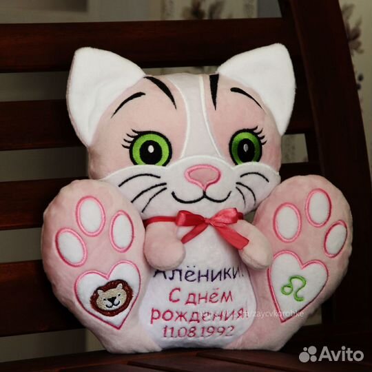 Зайка, мишка, котик с большими лапками