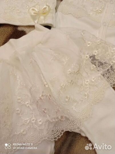 Комплект на выписку для девочки новый