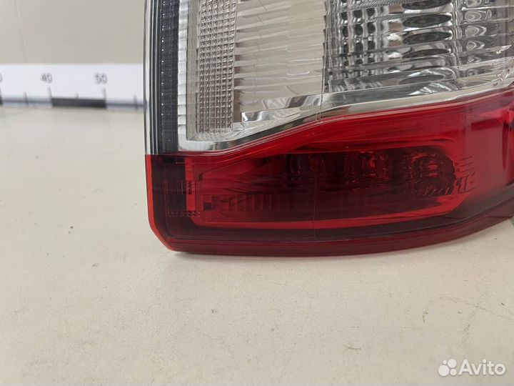 Фонарь задний наружный правый Nissan Qashqai J11 2