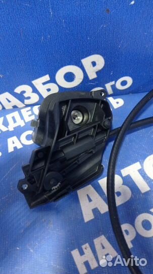 Механизм открывания крышки багажника Mercedes-Benz