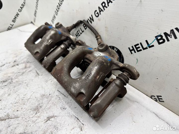 Передние суппорта Bmw 1 E87 N45B16 2007