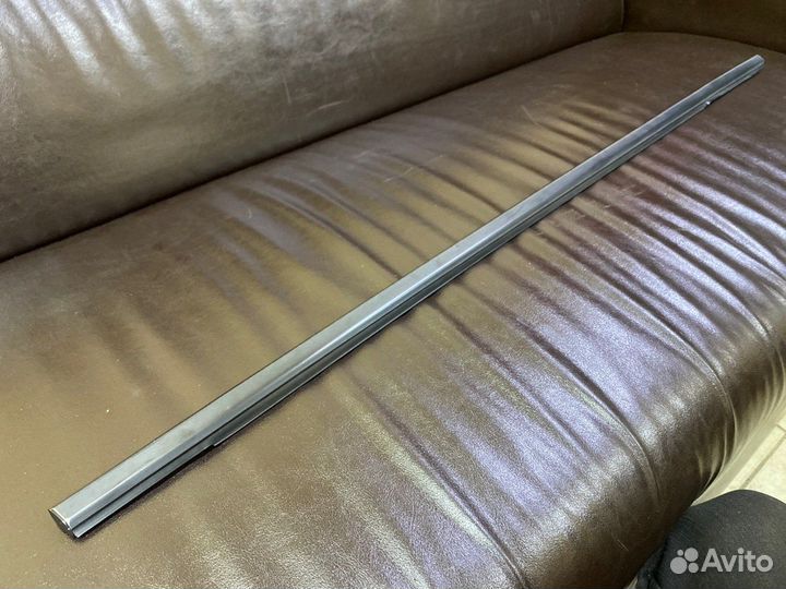 Молдинг двери бу задний правый Infiniti Fx35 S50