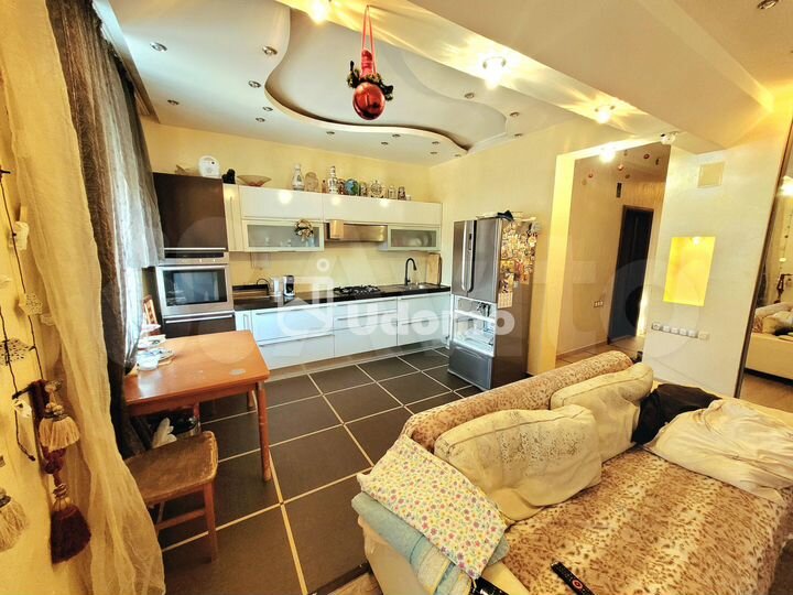 4-к. квартира, 95,2 м², 3/5 эт.