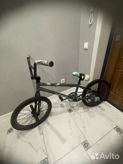 Трюковой велосипед бмх