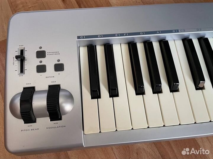 Midi-клавиатура M-Audio Keystation 61 ES