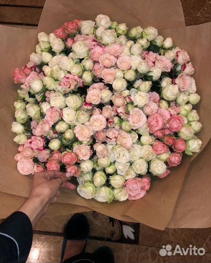 Кустовые розы / Букет из кустовых роз