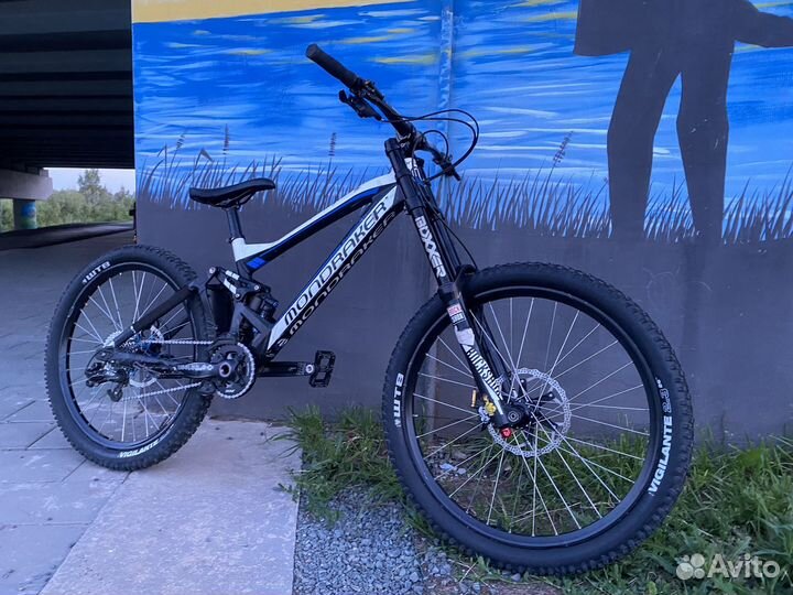 Mondraker summum pro