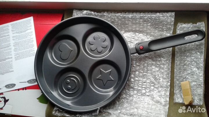 Фигурная сковорода в подарочной коробке