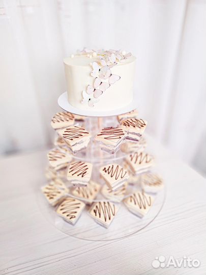 Этажерка для десертов из акрила