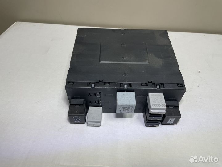 Блок бортовой сети Фольксваген Пассат Б6