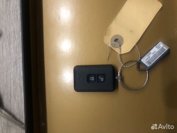 Брелок сигнализации starline