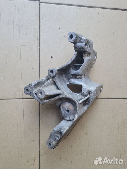 Кронштейн генератор Chery Fora Vortex Estina A21
