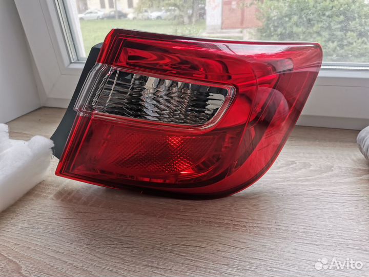 Задний фонарь toyota camry 50