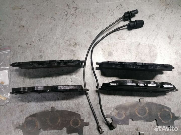 Тормозные колодки audi q7 4m