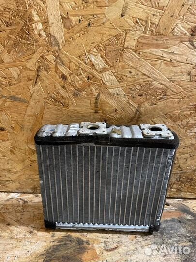 Радиатор печки Ниссан Примера P11