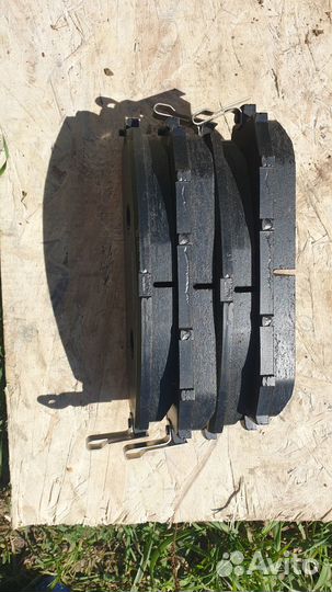 Тормозные колодки nissan patrol(safari)