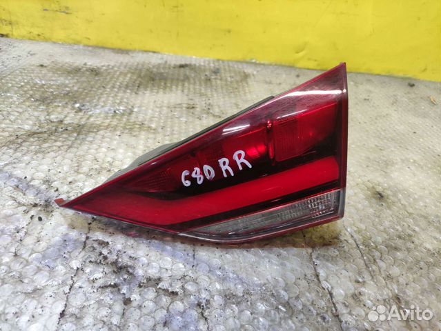 Правый Фонарь в крышку багажника Genesis G80